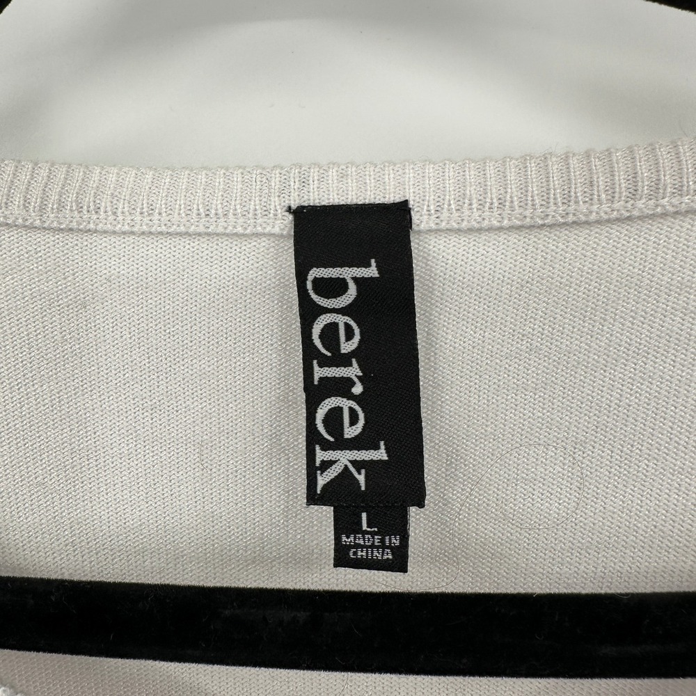 Berek Womens White Black Cat Graphic Knit Sweater Rhinestone Large Whimsical - Picture 4 of 9